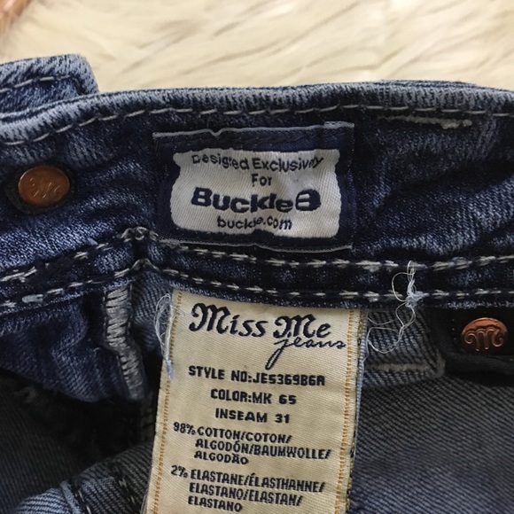 ⚜️SOLD⚜️Miss Me Buckle Embellish Bootcut Jeans - Picture 8 of 8